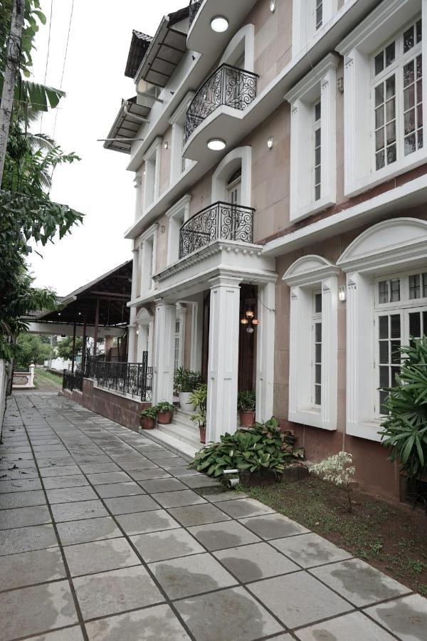 Palamattam Villa Superdeluxe Room2 Kochi Exterior photo